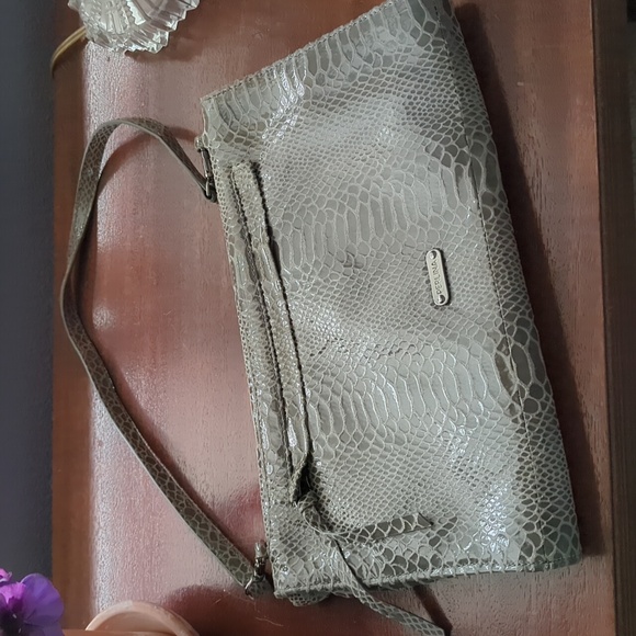 Perlina Leather Snakeskin Envelope Shoulder Bag Clutch - Picture 3 of 12